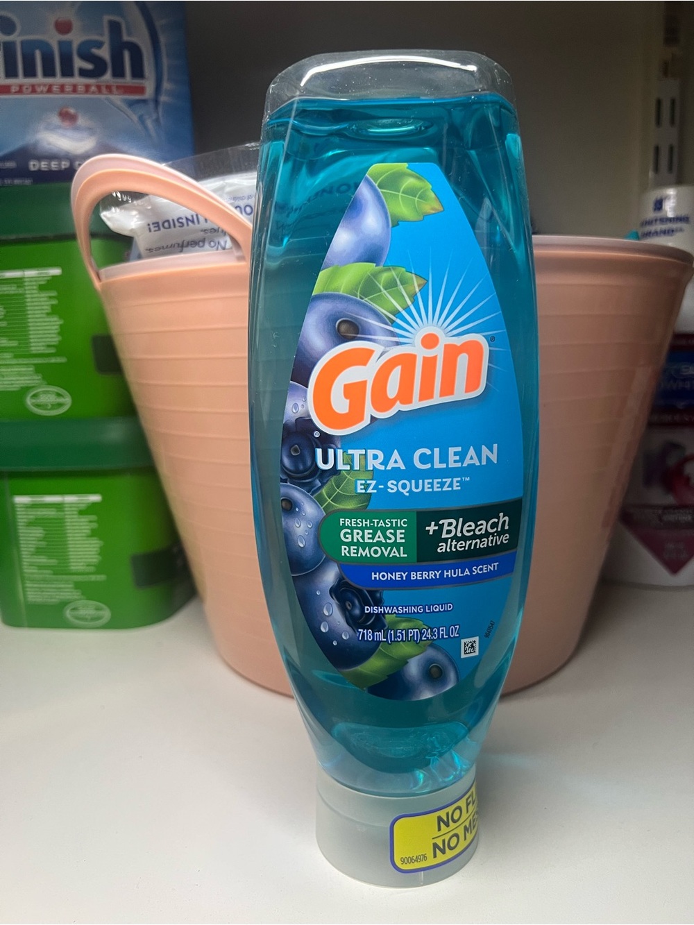 Gain EZ-squeeze dish soap 24.3fl oz